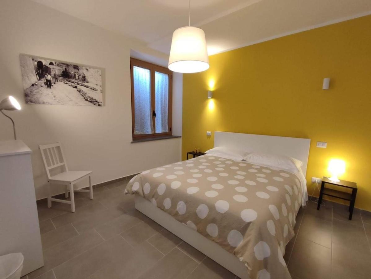 Il Glicine - Primula Apartment Paciano Bagian luar foto